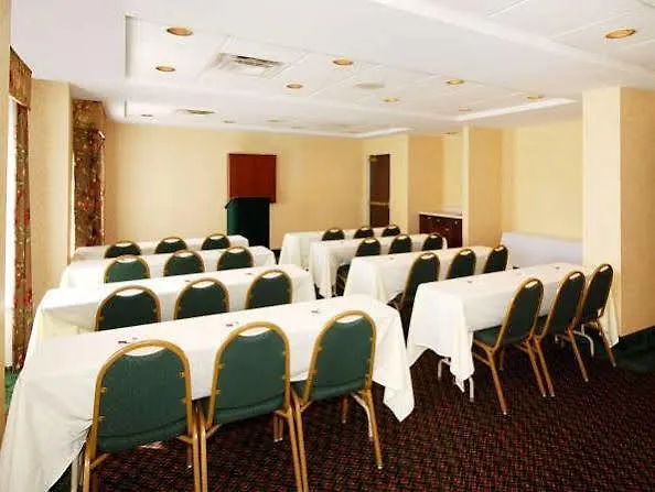 Comfort Suites Airport Charlotte Hotel