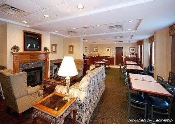 *** Hotel Comfort Suites Airport Charlotte Estados Unidos
