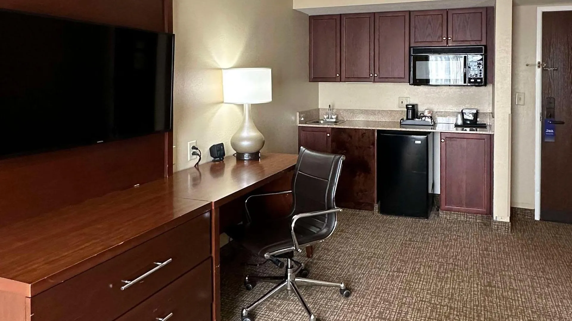 Comfort Suites Airport Charlotte
