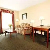 Comfort Suites Airport Charlotte Hotel