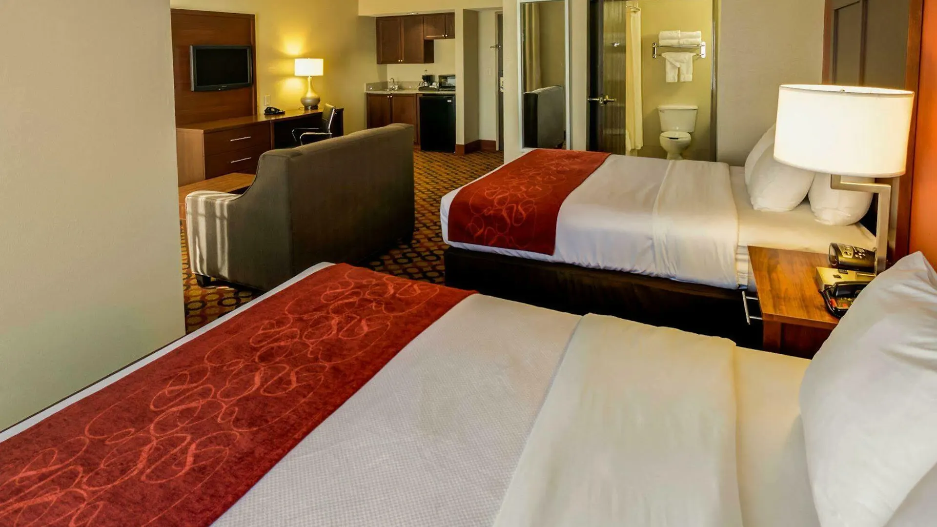 Comfort Suites Airport Charlotte